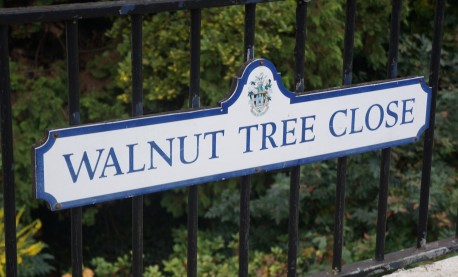 Walnut Tree Close One-way System to Become Permanent