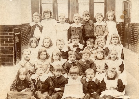 Children at Sandfield School in the 1900s – did they speak with a Guildford accent?