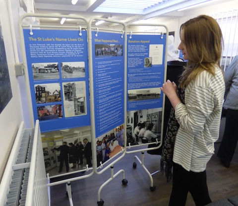 Display panels hung on hospital screes create a great atmosphere for the exhibition.