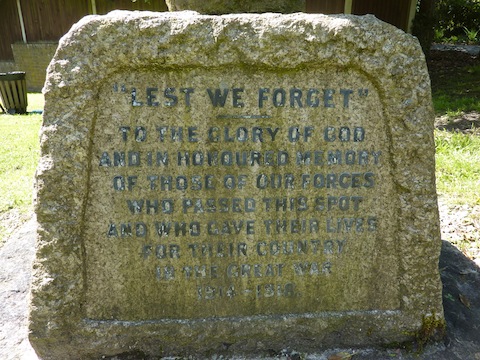 The inscription on the war memorial.