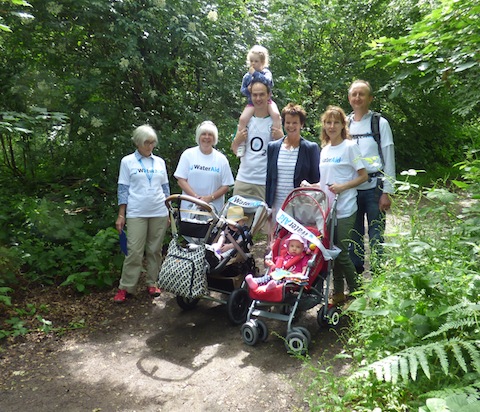 Anne sets off on her walk with a group that included some very young participants!