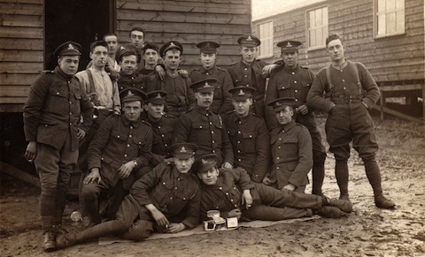 Picture postcard showing men from an artillery regiment.