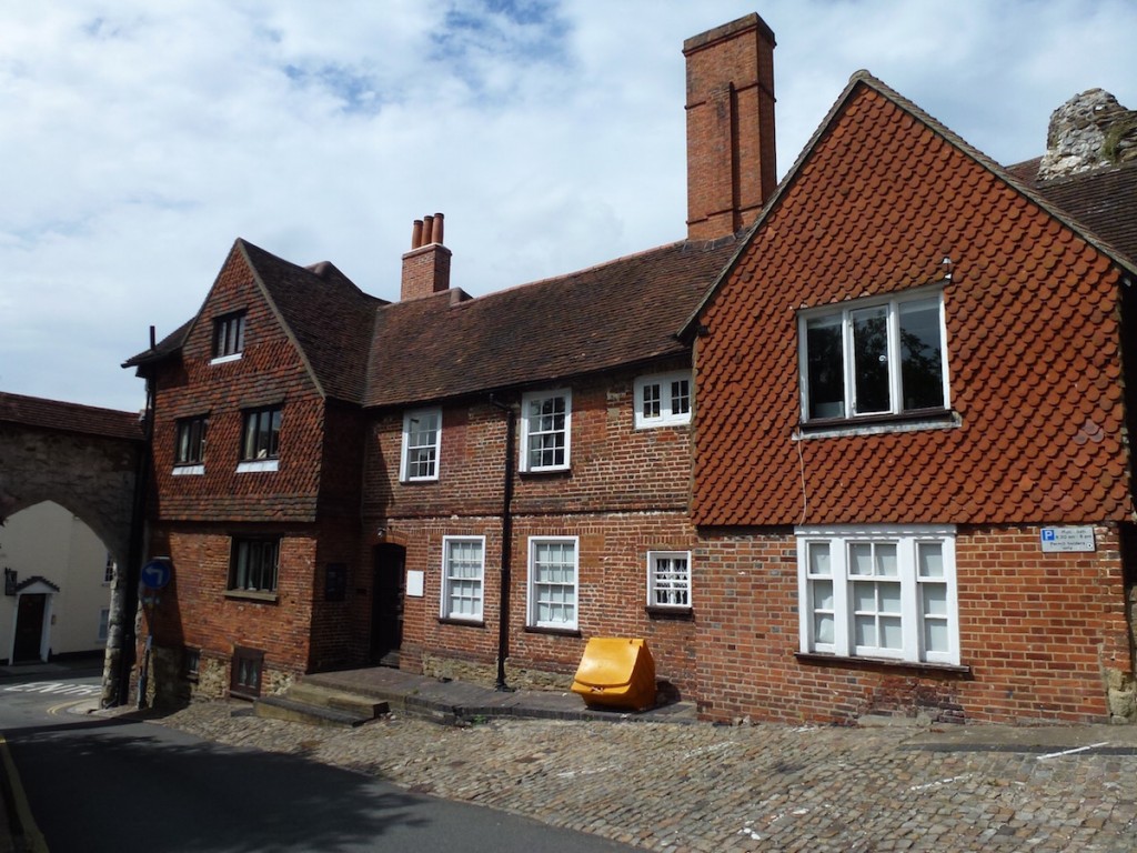 SAS occupy rooms on the first floor (as viewed) of this side of Castle Arch House.