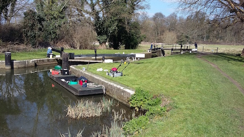 My volunteers hard at work painting and mowing to make Bowers Lock look fantastic for Easter weekend.
